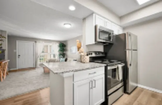 Cozy 2B Getaway Pool Prime Location in Baton Rouge Medical District