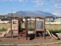 Hot tub & Arcade Full Lower Level Apartment Hotels in Eagle Mountain