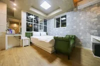 Gumi Indong Some Two Hotels in Gumi