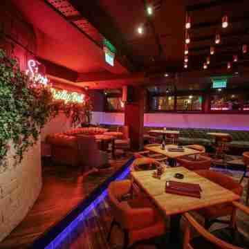 Avangarda Suites Dining/Meeting Rooms