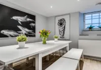 Central Pier Place - Large Group House Sleeps up to 16