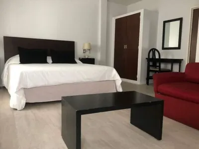 Hotel la Perla Hotels in Balvanera