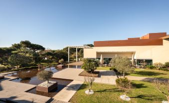Onyria Marinha Boutique Hotel