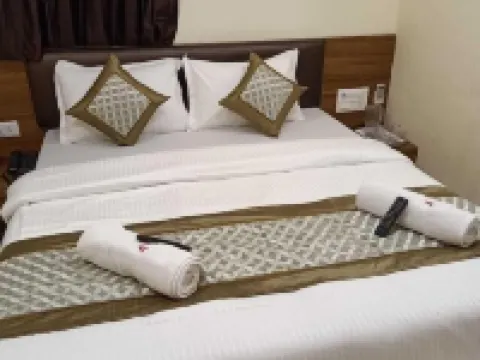 Hotel Central Park Hotels in Ulhasnagar