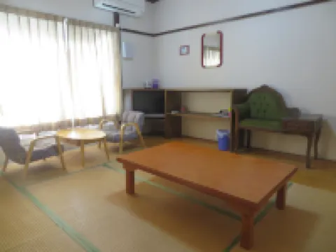 Guesthouse Funayoshi Hotels in Oshima