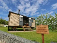 メルロット Ryde District Heritage Centre周辺のホテル