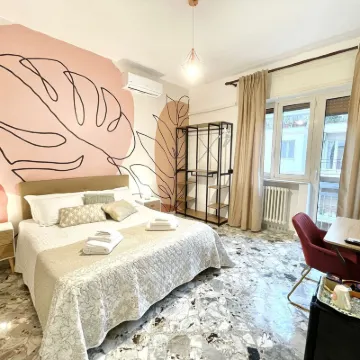 Barirooms Piccinni Hotels near Bari Port