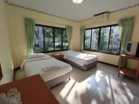 Thara Cholapruek Resort Hotels in Ban Na