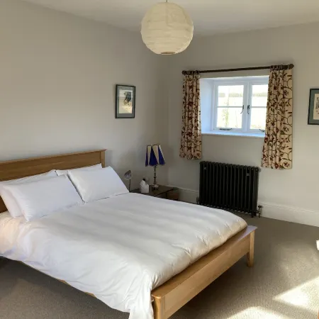 Frizenham Farmhouse B&B