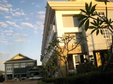 Tangerine Ville Hotel Отели рядом с достопримечательностью «Национален парк "Дойпахомпок"»