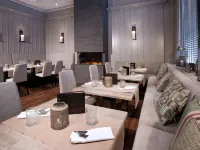 Lindner Hotel Hamburg am Michel Hotels near Baumwall underground station