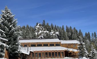 The Lodge at Lolo Hot Springs