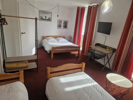 Agape Hotel Niort- Bessines Отели в г. Гранзе-Гри