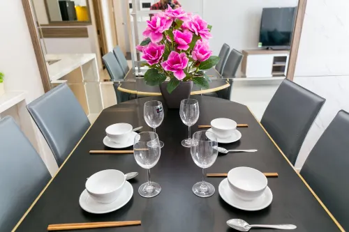 VN Apartments Dining Photos