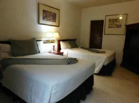 Hotel Urdiñola Saltillo  호텔