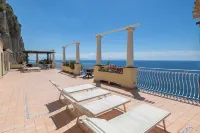 Apartments Amalfi Design Sea View Accessible by 250 Steps