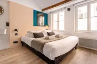 Au Chat Qui Dort Lille - Magasin Hotels in Lomme