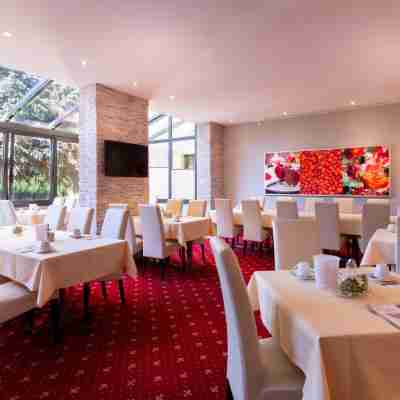 Hotel Zum Rosengarten Dining/Meeting Rooms