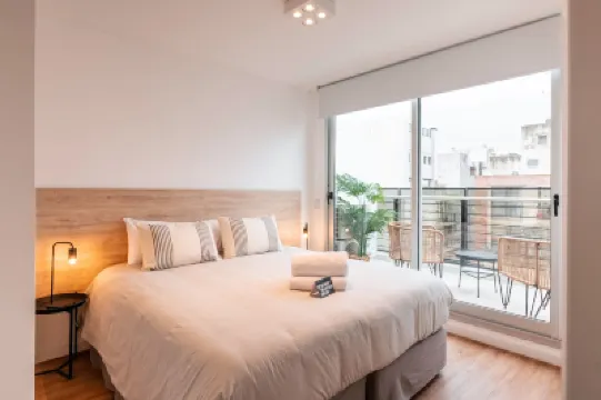 Top Rentals Palermo Hollywood 鄰近Liniers railway station的酒店