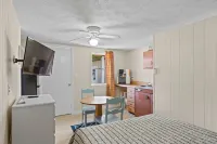 Beach Motel and Suites فنادق في أولد أرتشارد بيتش