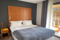 Hotel Au Bon Coin du Lac Hotels in Mimizan