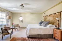Las Flores Villa Hotels in Cornwall