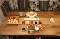 AFİLLİ KÖŞK - petit déjeuner