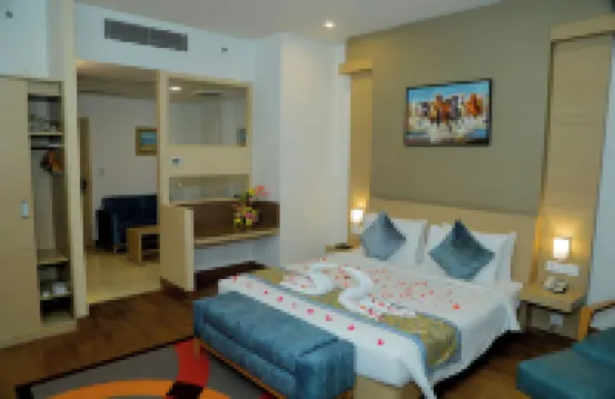 SK Klyde Grand Hotel