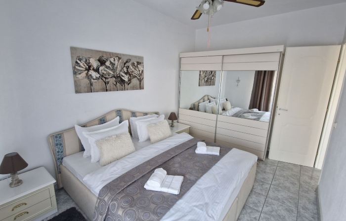 Doukas Aparthotel