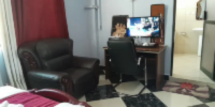 GR City Hotel - Family Triple Room