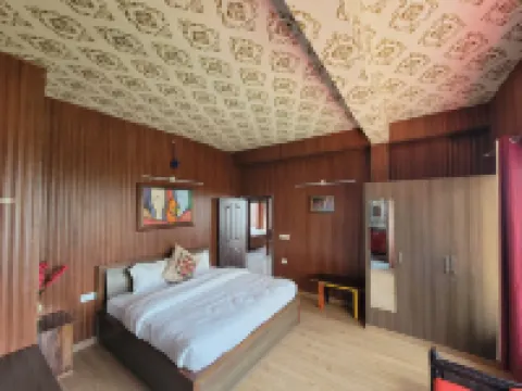 Casa Arhan Luxury Mussoorie Homestay