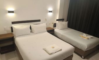 Pakarina Hotel