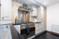 Cosy Spacious Duplex Apartment Near Salford Royal