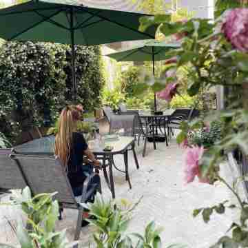 Votre Hotel Hotel Exterior