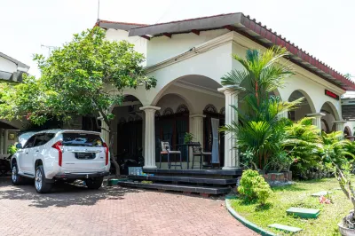 RedDoorz Near Gajahmungkur Semarang Các khách sạn ở Semarang