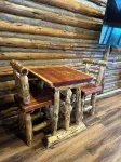 Bear Bottom Cabin! HUGE POND AND HOT TUB, KAYAKE, PADDLE BOAT, AND PADDLE BOARD!