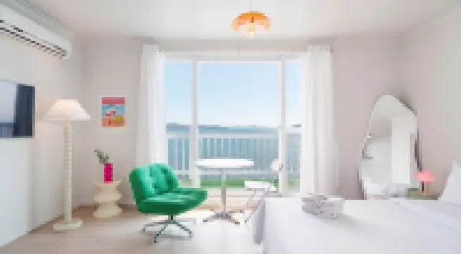 Taean Gallary Pension