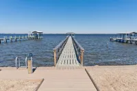 Top Shelf - Sound-front, pool, boat lift