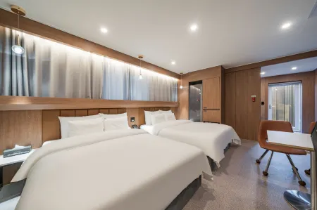 Asan Hotel Urban Brown Отели рядом с достопримечательностью «Университет Сонмун»