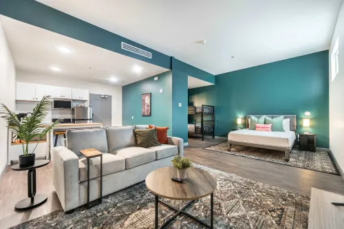 Inspired by Otis and Etta with Full Kitchen - Soulful Spacious Oasis