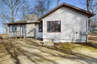 Private Cottage w/Wood-Burning Fireplace, WiFi, and Lakefront Access