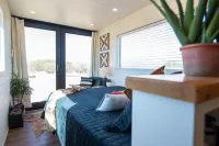 Rooftop Deck and Upscale Decor - Stunning Chic Retreat Hotel di County Brewster