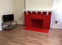 Office, Terrace and Convenient Location Near Transit - Spacious Hideaway Hotels in Irvington