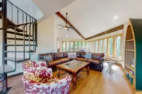 Elegant home with great mountain view, 4 stories of decks & 3 fireplaces