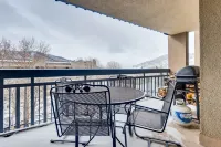 Wood Burning Fireplace and Private Balcony - Stunning Cozy Escape