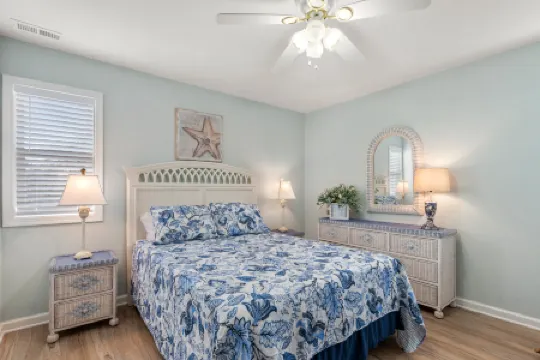 Private Pool and Modern Kitchen - Charming Coastal Haven