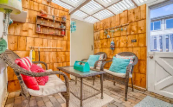 Driftwood Bungalow Hotels in Gleneden Beach