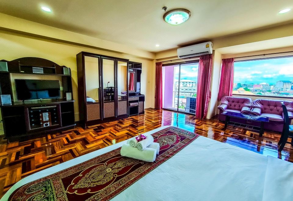 아유타야 역사 공원 근접 앰포 레지던스