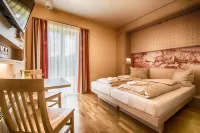 Jufa Hotel im Brückenkopfpark - Jülich Hotels in Niederzier