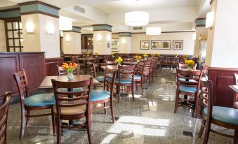 Troy Inn